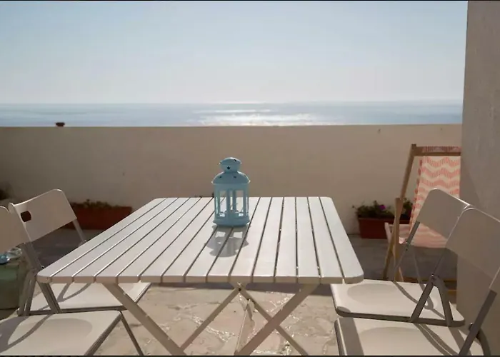 Seafront House Above The M113 Ericeira