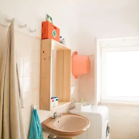 Semesterbostad Seafront House Above The M113 Ericeira