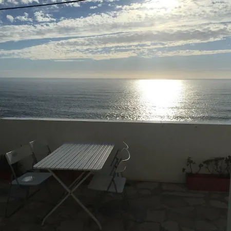 Seafront House Above The M113 Ericeira